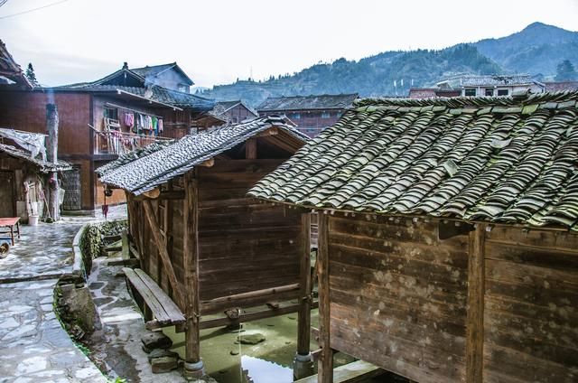 贵州最大苗寨在哪里(千户苗寨在哪里贵州哪个市)