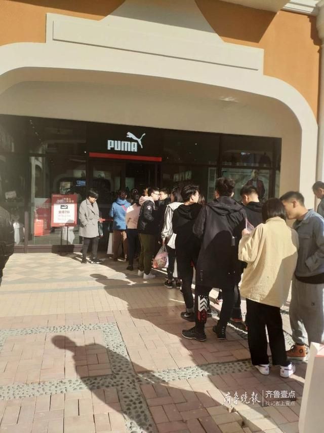 奥特莱斯斯凯奇在哪里(奥特莱斯斯凯奇电话)