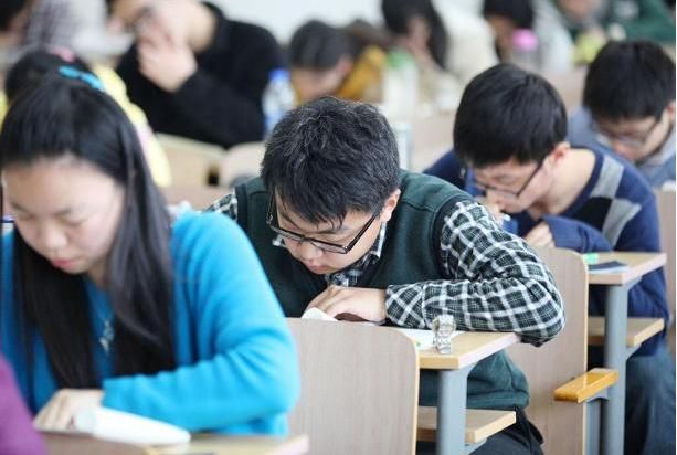 2021年乡镇公务员扩招(2021年乡镇公务员个人总结)