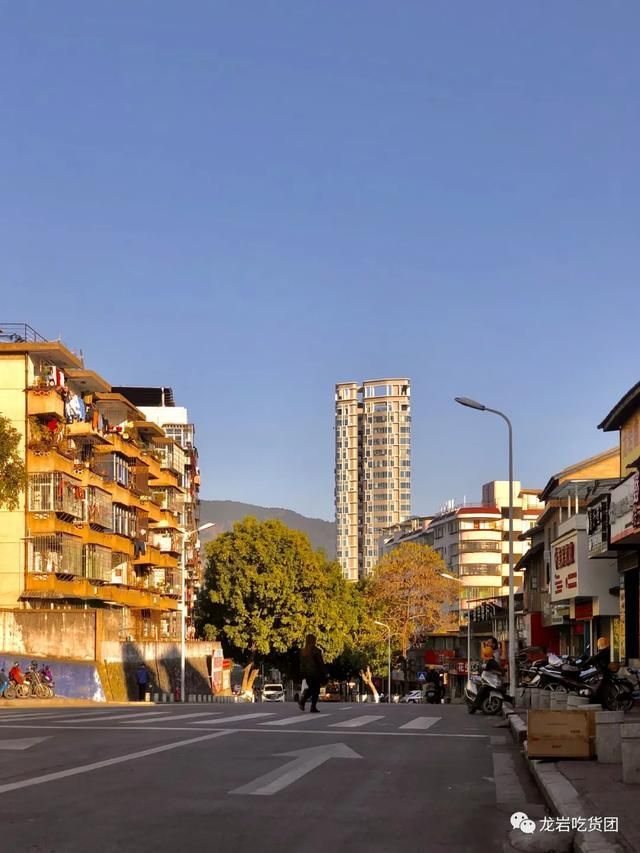 龙岩汽车站在哪里(龙岩汽车站网上订票)