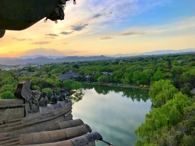 qq炫彩浮屏在哪(炫彩浮屏在哪里)