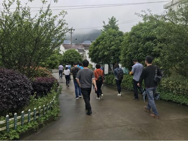 青瓷小镇在哪里(龙泉青瓷小镇特色)
