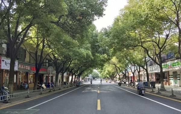 昆山市中心在哪(昆山市中心在哪里)
