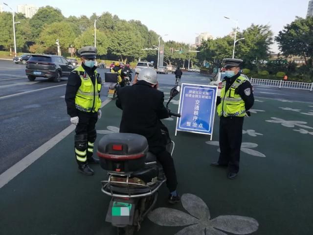 关于重庆铜梁红灯区在哪里的信息