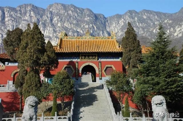 鲁山百世汇通快递在哪(鲁山百世快递地址)