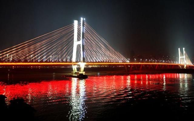 南昌三经路在哪里(南昌三经路好吃的餐馆)