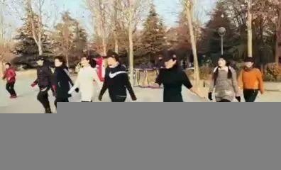 木珠子眼在哪(手串珠子有小眼的是什么木)