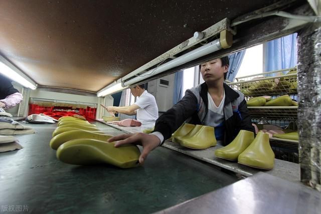 中国鞋都在哪里(中国鞋都在温州哪个区)