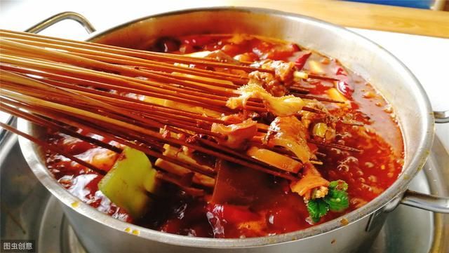 万盛美食街在哪里(横店影视城万盛美食街)