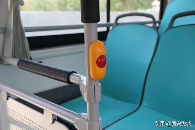 公交车门铃在哪(公交车门的连杆结构)
