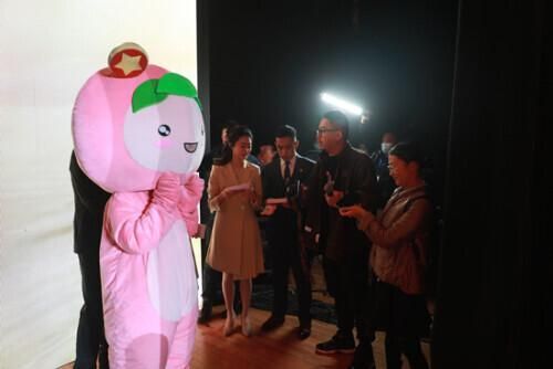 关于映客在哪看自己的回放的信息