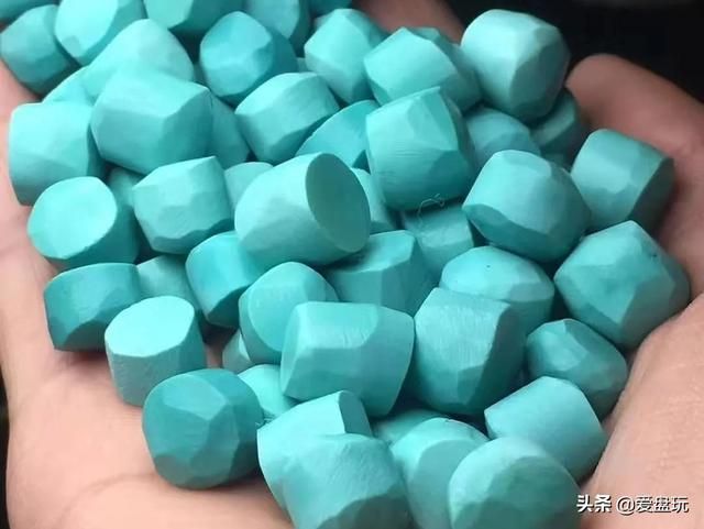 最好的绿松石产地在哪(天然绿松石哪个国家产地最好)