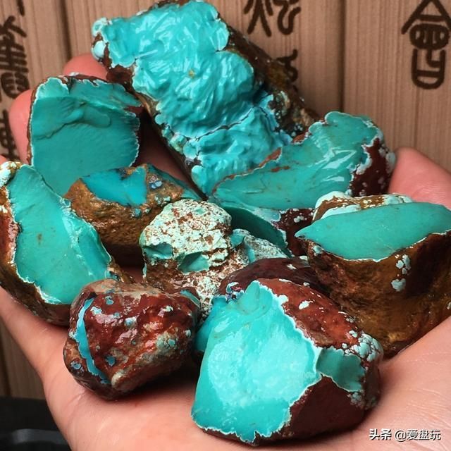 最好的绿松石产地在哪(天然绿松石哪个国家产地最好)