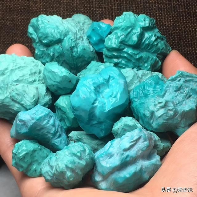 最好的绿松石产地在哪(天然绿松石哪个国家产地最好)