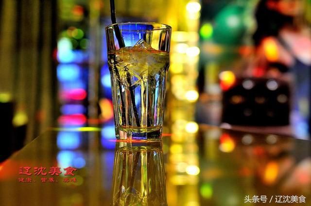 包含附近的酒吧舞池在哪的词条