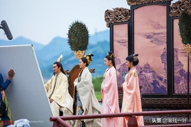 现在迪丽热巴在哪(现在迪丽热巴在哪里)
